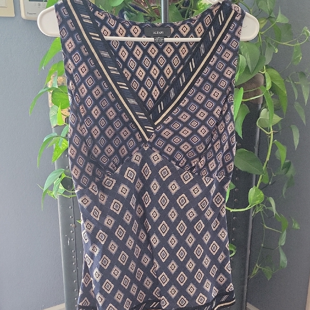 Alfani Silk Blue Tan Blue Sleeveless V-Neck Blouse | Size: 10